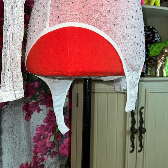 NWT Glittery white Bodysuit - Picture 10 of 15